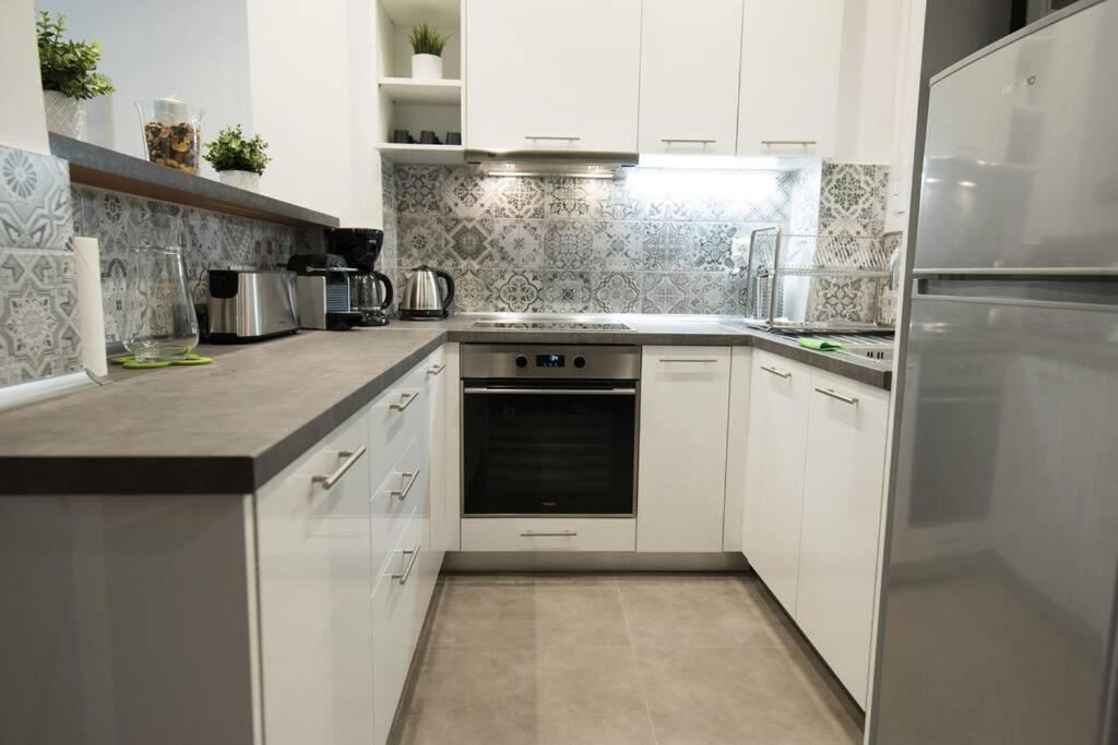Acropolis Selected Apartment Атина Екстериор снимка